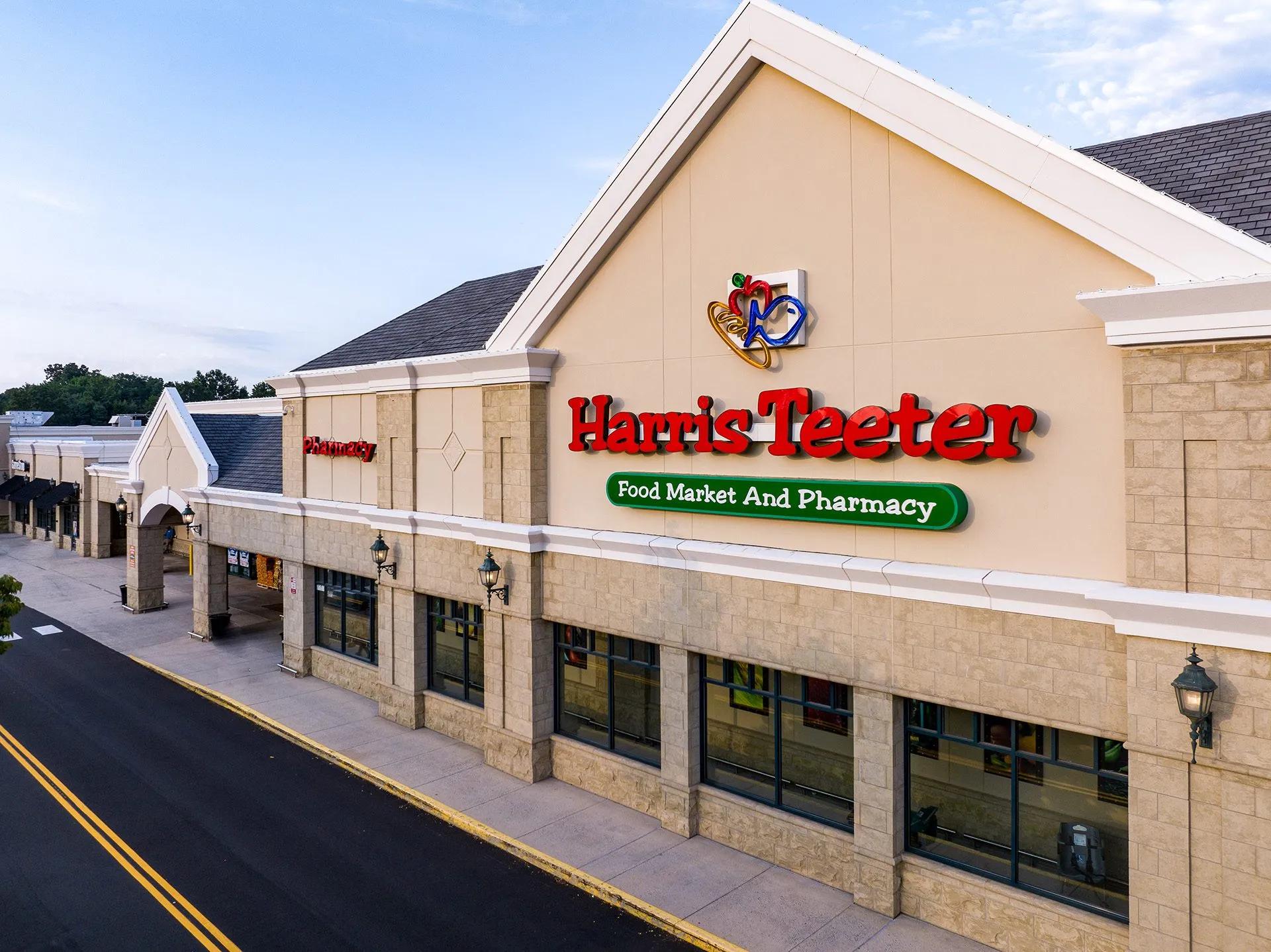 Does Harris Teeter Sell Stamps? Yes! 2025 Guide