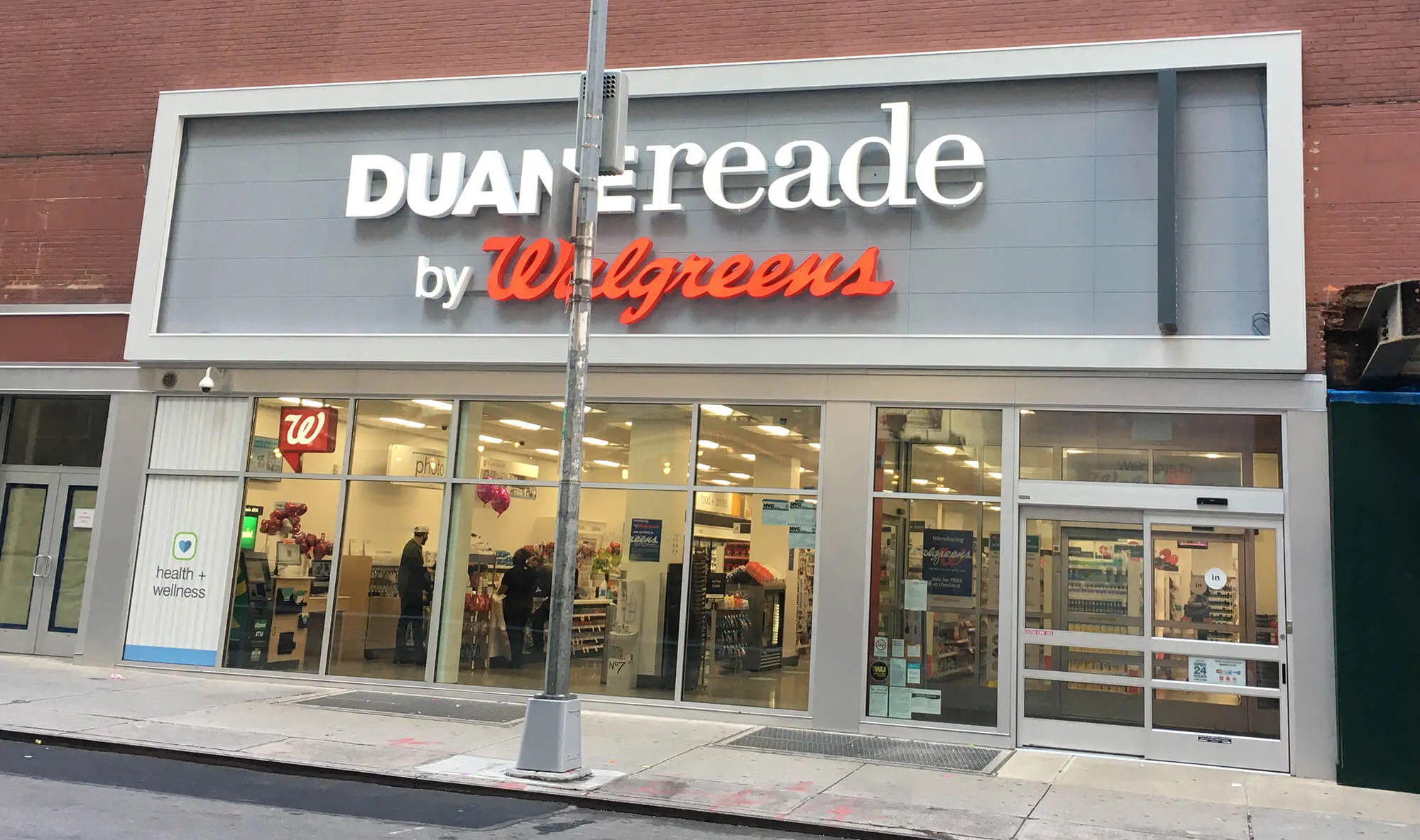 Does Duane Reade Sell Postage Stamps? Your Complete Guide